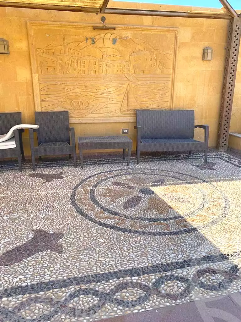 https://aqarmap.com.eg/ar/listing/7072885-for-sale-cairo-new-cairo-compounds-x-five-mall-x-estate