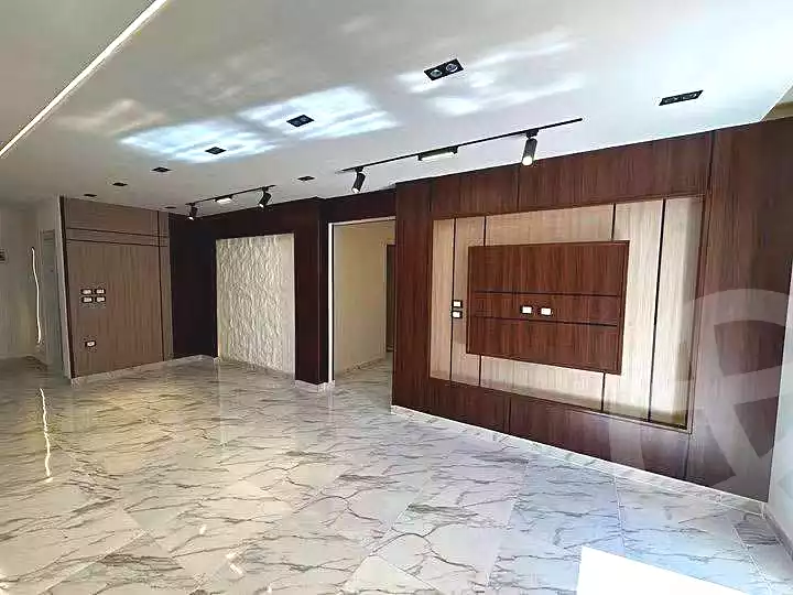 https://aqarmap.com.eg/en/listing/7072979-for-sale-alexandria-al-agamy-lbytsh-shahr-al-assal-st