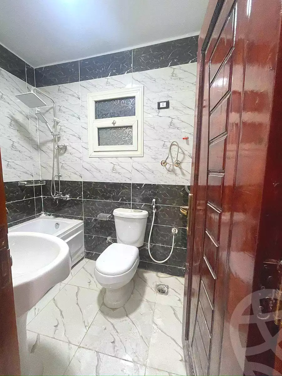 https://aqarmap.com.eg/en/listing/7072989-for-sale-cairo-elnozha-Streettt-27