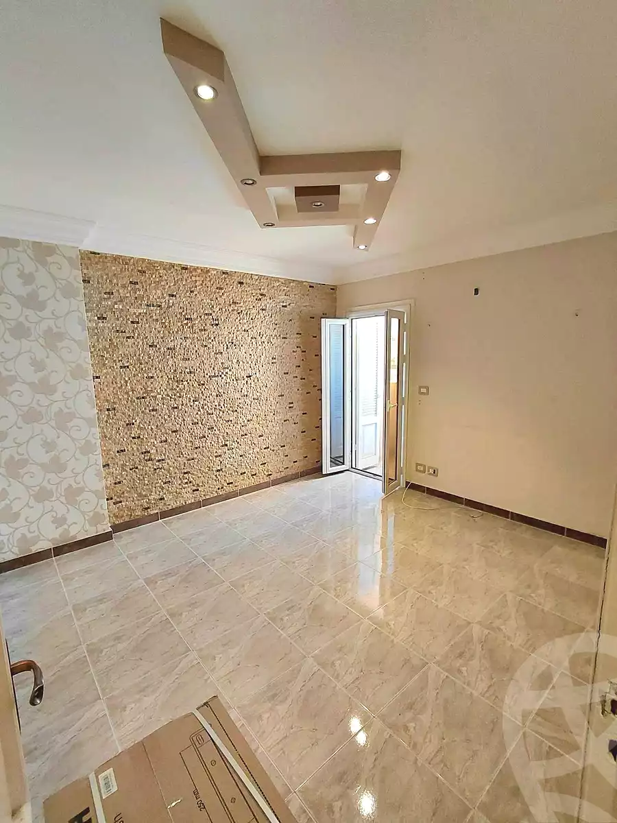 https://aqarmap.com.eg/ar/listing/7073100-for-sale-alexandria-sydy-bshr-sydy-bshr-bhry-gamal-abd-el-nasir-st