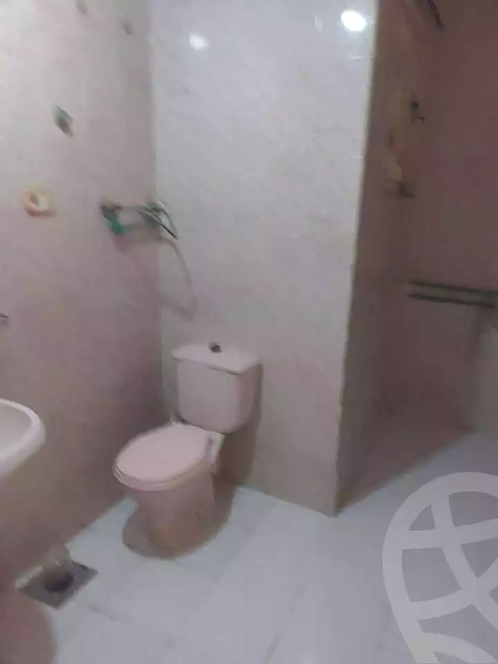 https://aqarmap.com.eg/ar/listing/7073111-for-sale-alexandria-al-agamy-lbytsh-shahr-al-assal-st