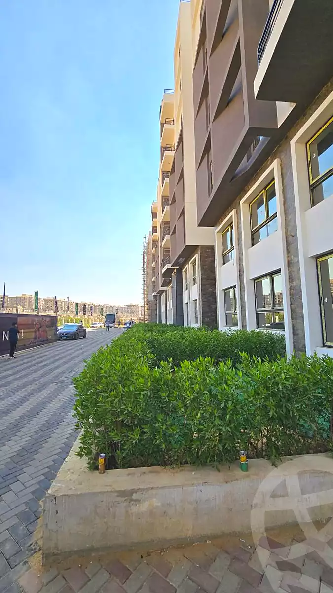 https://aqarmap.com.eg/ar/listing/7073114-for-sale-cairo-new-administrative-capital-r7-green-avenue