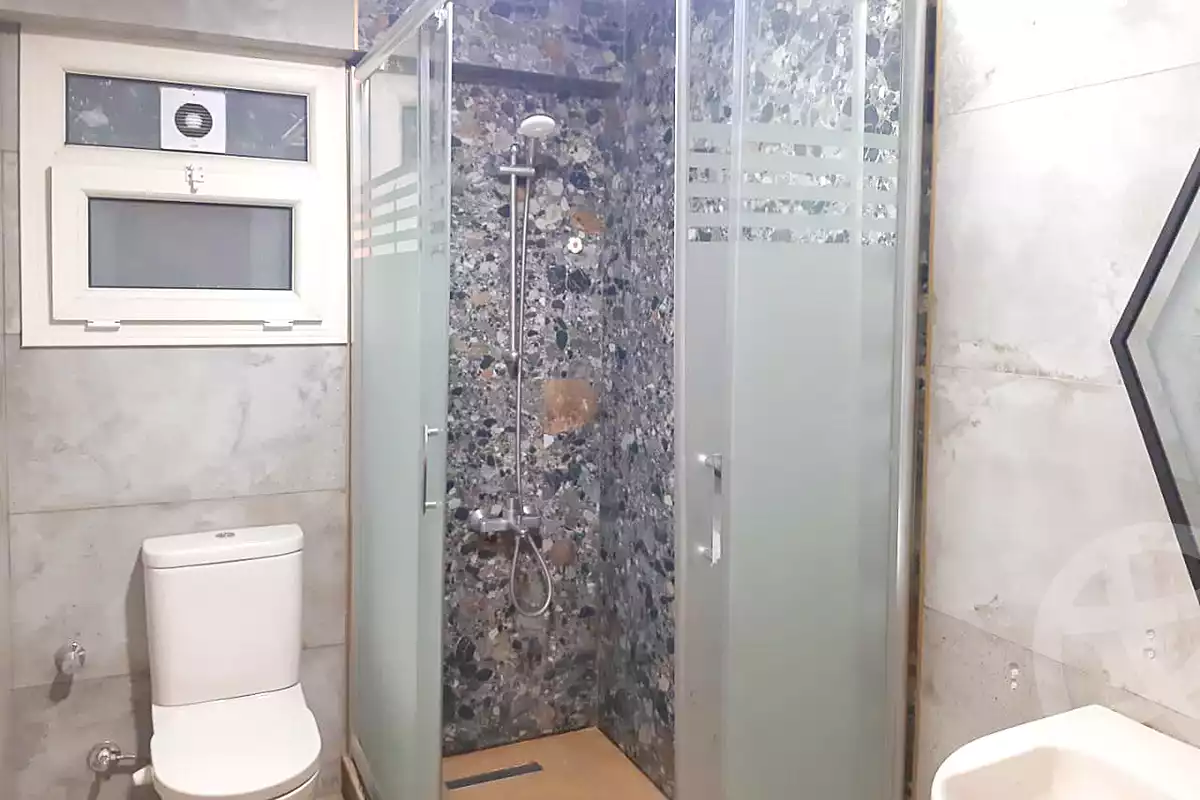 شقة بـ٤ غرف نوم في جراند فيو كومبلكس، صورة ٤ من ١٧