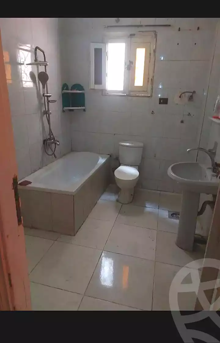 https://aqarmap.com.eg/en/listing/7073507-for-sale-alexandria-al-agamy-lbytsh-shahr-al-assal-st