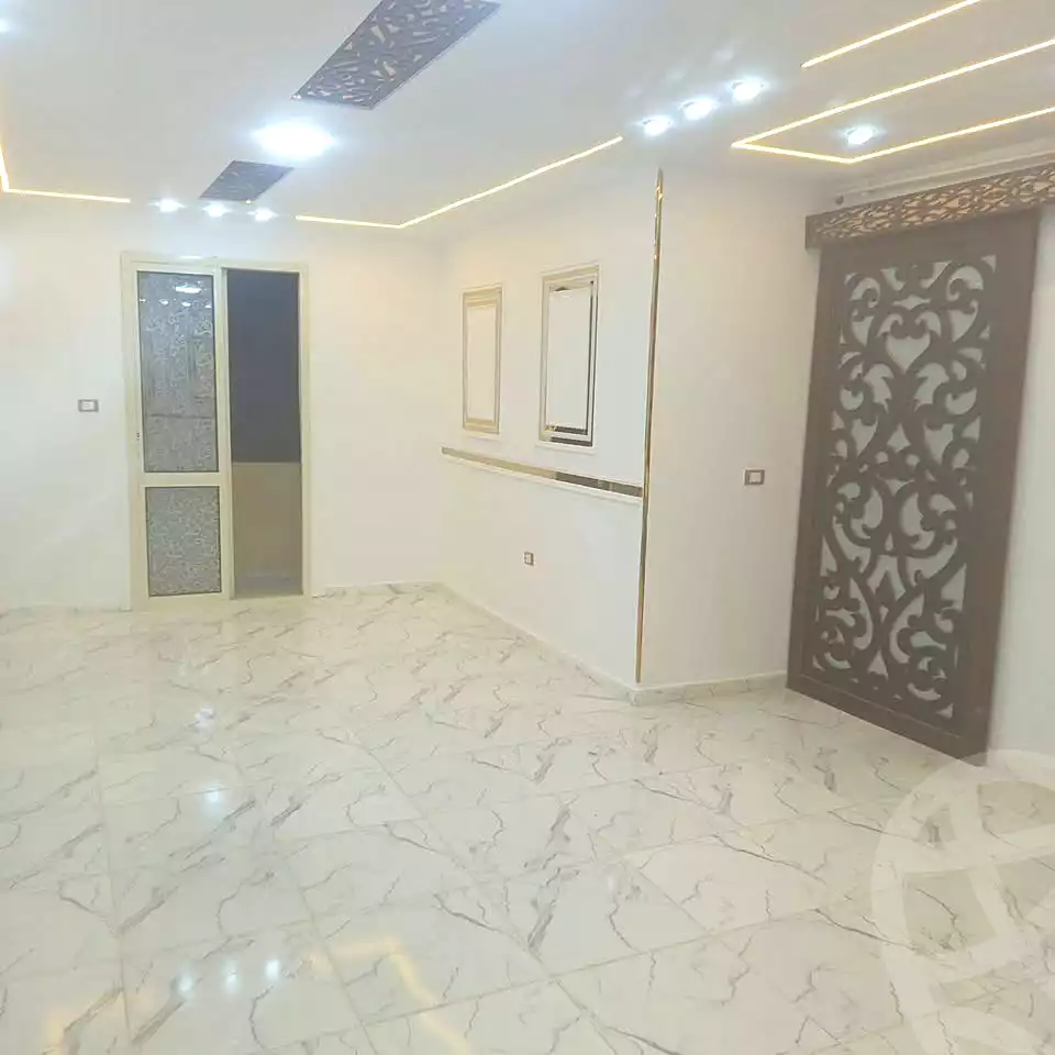 https://aqarmap.com.eg/ar/listing/7073891-for-sale-alexandria-al-agamy-lbytsh-bianchiii