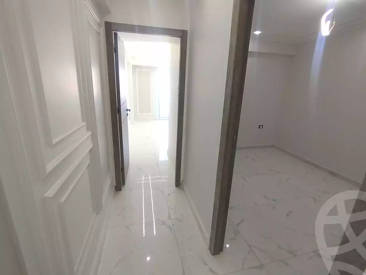 https://aqarmap.com.eg/en/listing/7073949-for-sale-alexandria-al-agamy-el-hanouvel-radwan-st