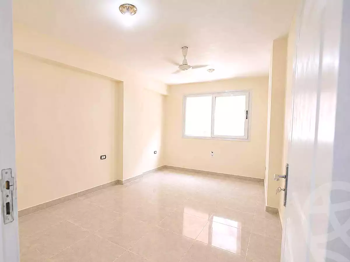 https://aqarmap.com.eg/ar/listing/7074262-for-sale-cairo-ain-shams-ain-shams-el-sharkia