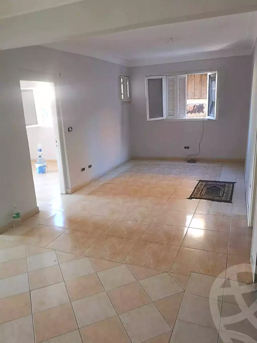 https://aqarmap.com.eg/ar/listing/7074267-for-rent-alexandria-al-agamy-bw-ywsf