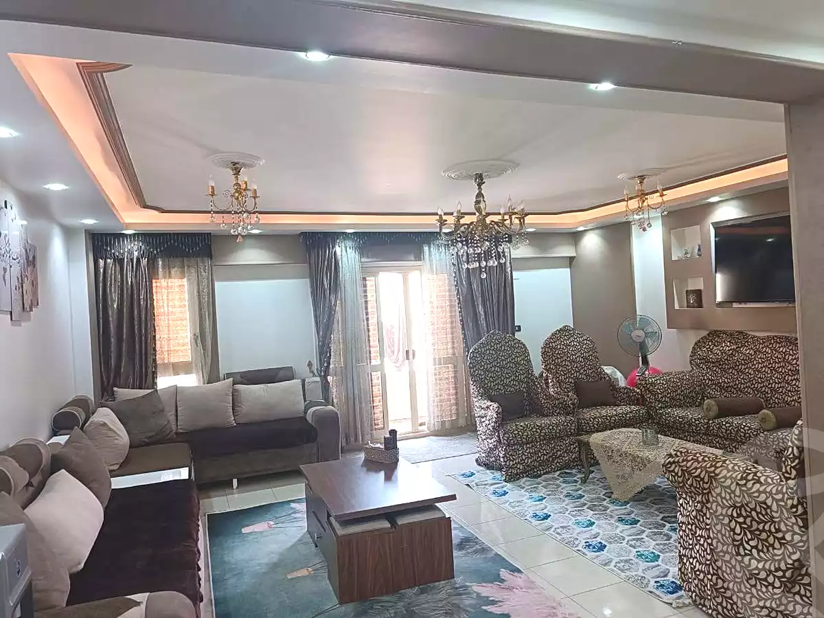 https://aqarmap.com.eg/ar/listing/7074547-for-sale-cairo-helwan-helwan-el-sharkeya-zaki-hawas-st