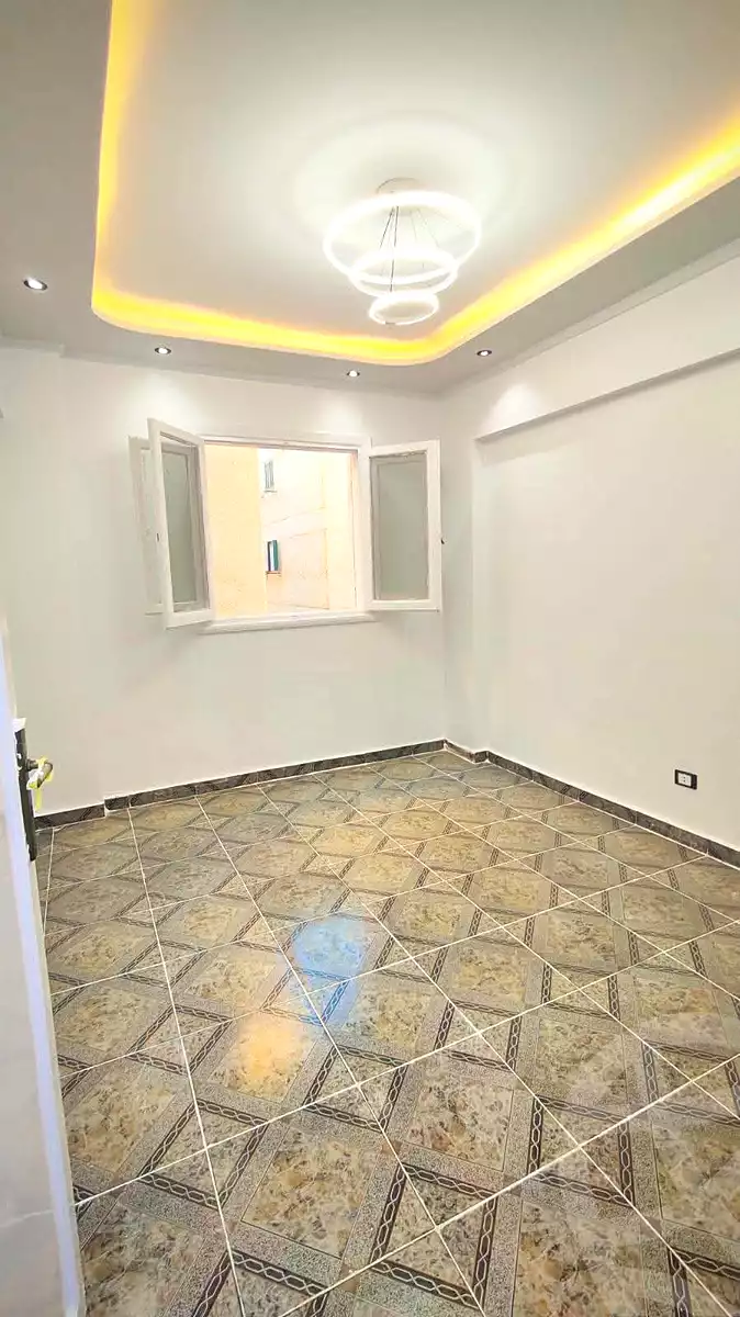https://aqarmap.com.eg/ar/listing/7074775-for-sale-alexandria-al-agamy-shataa-el-nakheel