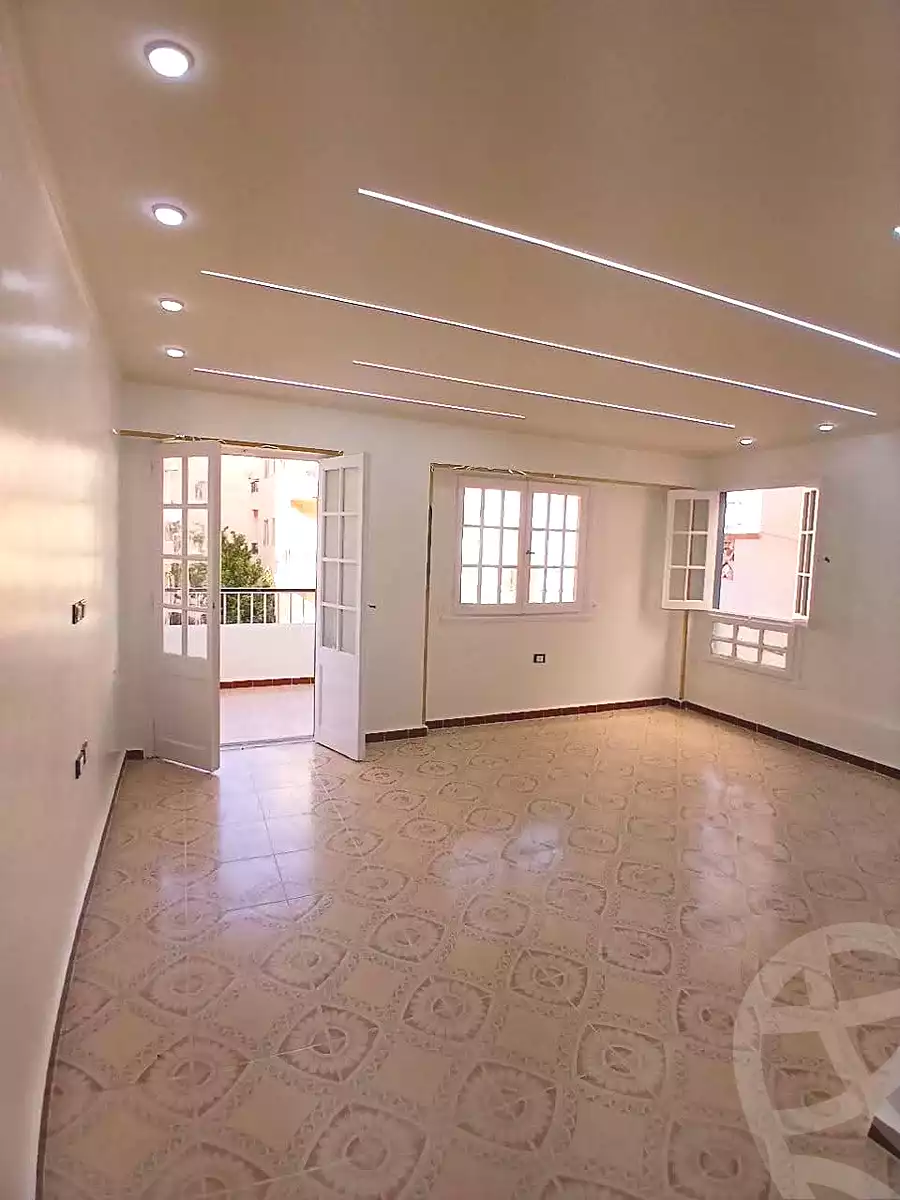 https://aqarmap.com.eg/ar/listing/7074790-for-sale-alexandria-al-agamy-shataa-el-nakheel