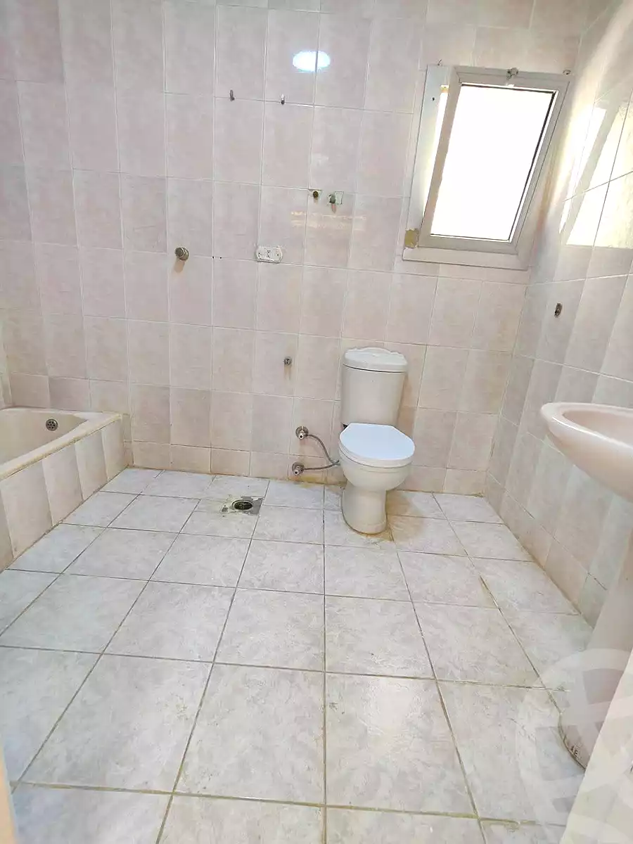 https://aqarmap.com.eg/ar/listing/7074797-for-sale-alexandria-al-agamy-shataa-el-nakheel
