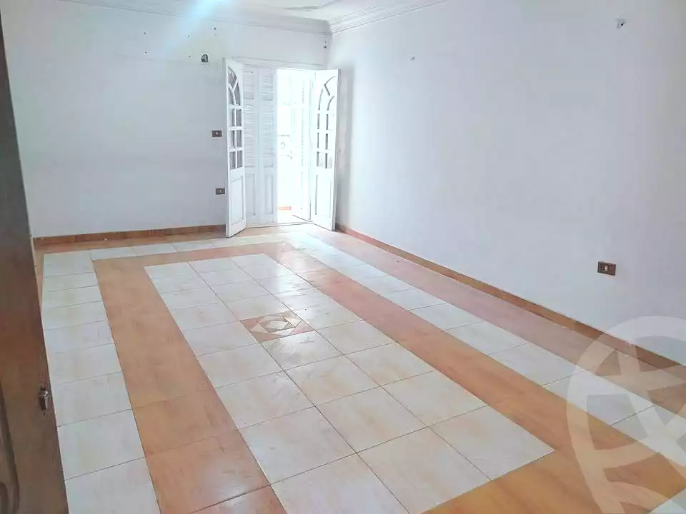 https://aqarmap.com.eg/ar/listing/7075060-for-rent-cairo-helwan-el-ezba-el-qebliah-ragheb-st