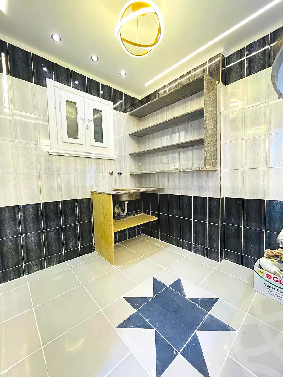https://aqarmap.com.eg/ar/listing/7075067-for-sale-alexandria-al-agamy-shataa-el-nakheel