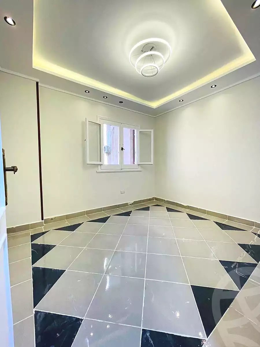 https://aqarmap.com.eg/ar/listing/7075067-for-sale-alexandria-al-agamy-shataa-el-nakheel