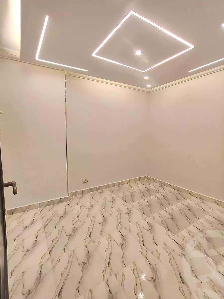 https://aqarmap.com.eg/ar/listing/7075174-for-sale-alexandria-miami-mahmoud-el-isawy-st