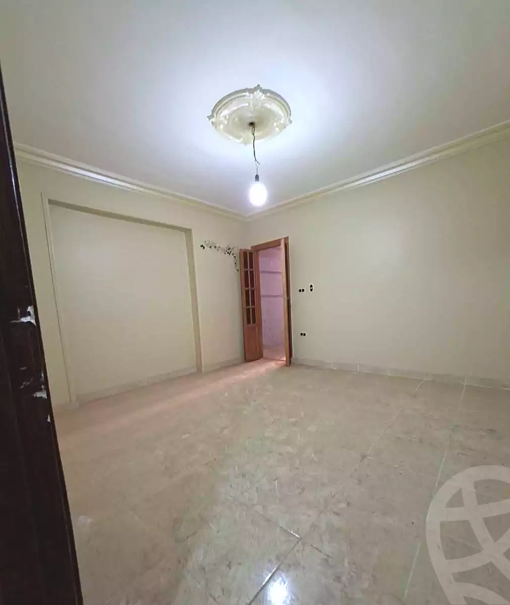 https://aqarmap.com.eg/ar/listing/7075215-for-sale-alexandria-miami