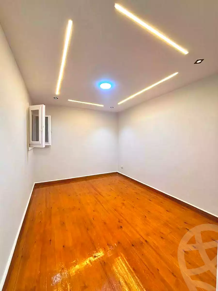 https://aqarmap.com.eg/en/listing/7075422-for-sale-alexandria-miami-el-sebaey-st