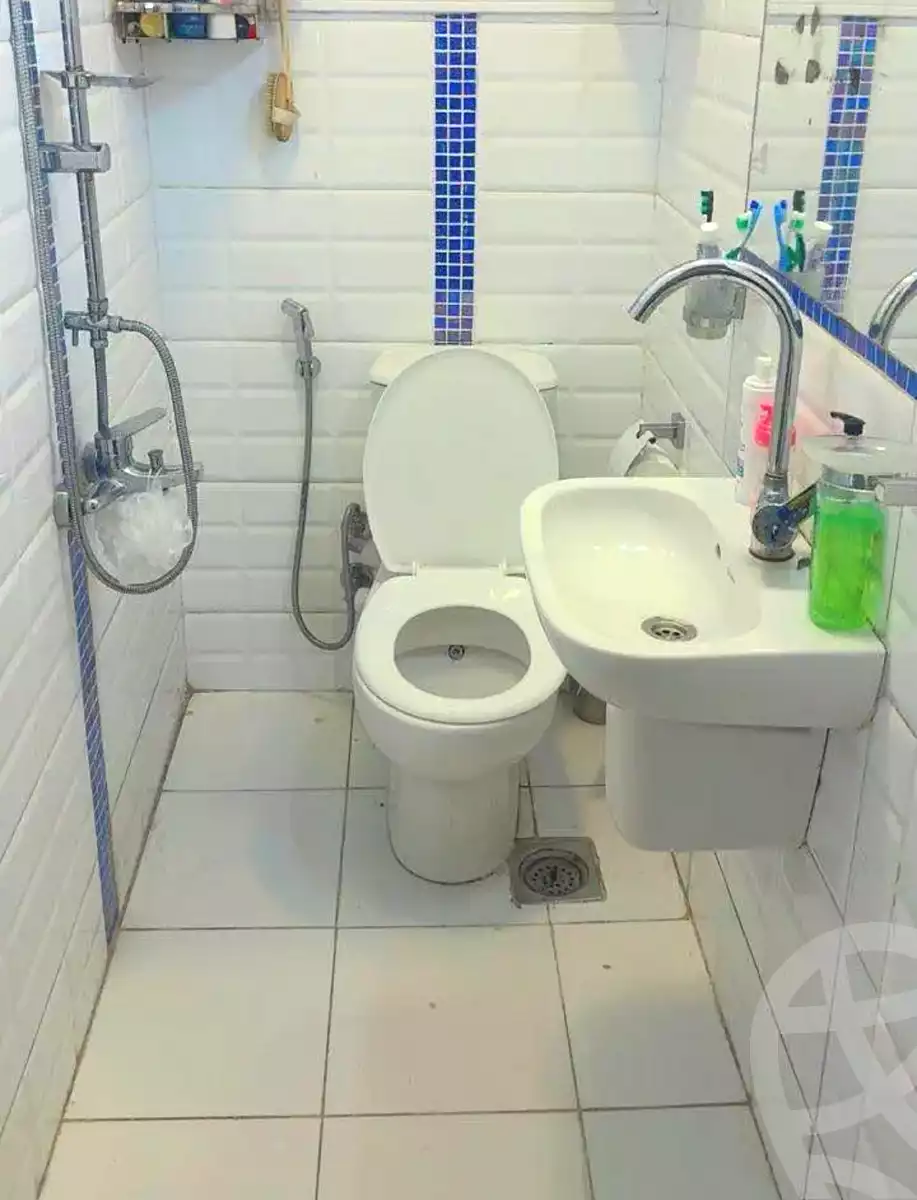 https://aqarmap.com.eg/ar/listing/7075430-for-sale-alexandria-sydy-bshr-sydy-bshr-bhry-shr-mhmd-njyb