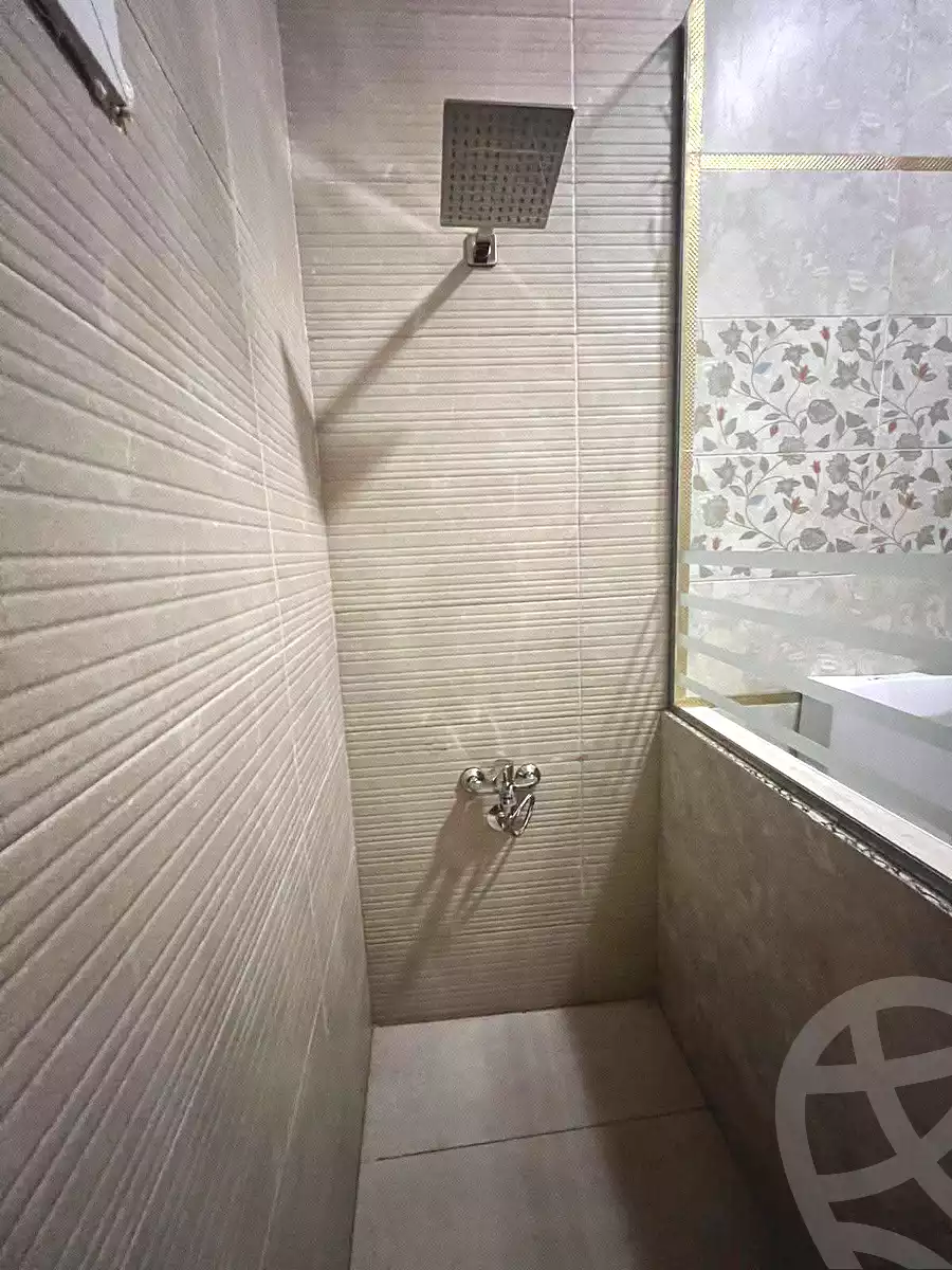 https://aqarmap.com.eg/ar/listing/7075542-for-rent-alexandria-camp-cesar-el-gaish-rd