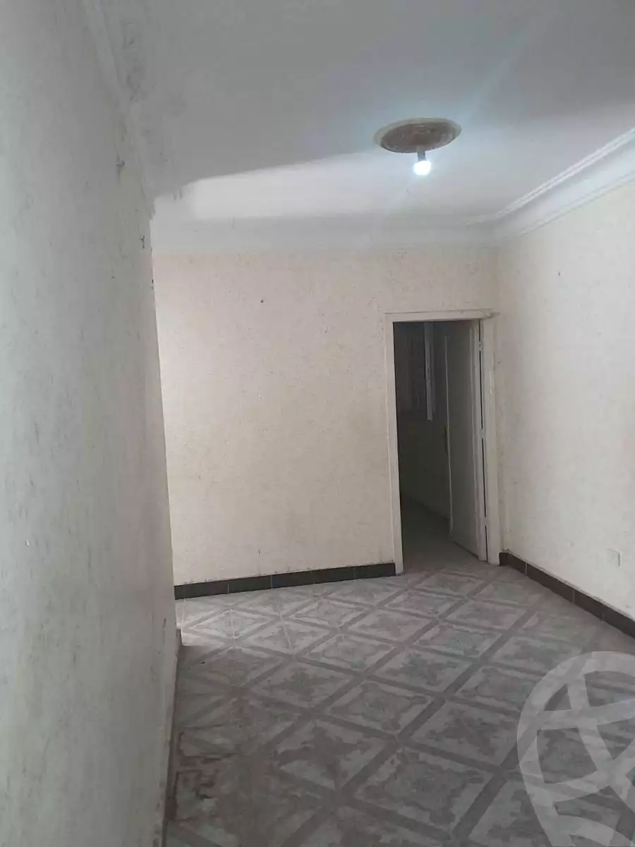 https://aqarmap.com.eg/en/listing/7075594-for-sale-alexandria-al-agamy-el-hanouvel-radwan-st