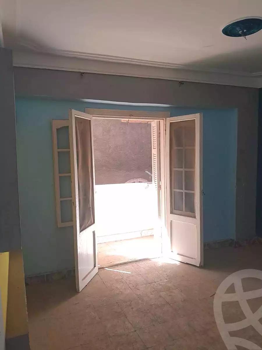 https://aqarmap.com.eg/en/listing/7075594-for-sale-alexandria-al-agamy-el-hanouvel-radwan-st