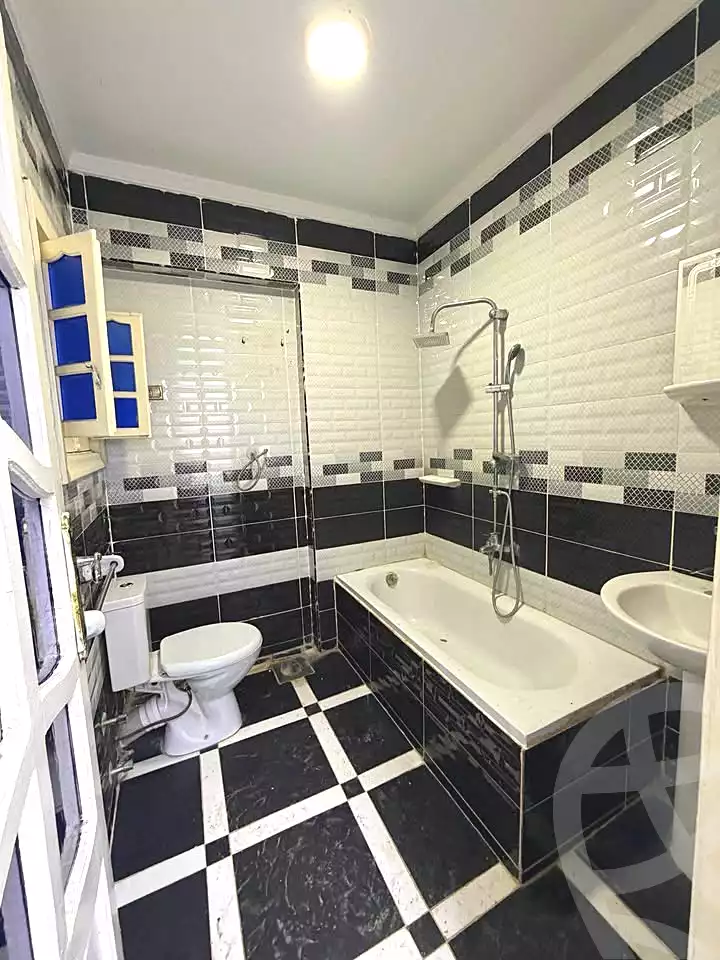 https://aqarmap.com.eg/en/listing/7074330-for-sale-alexandria-el-asafra-shr-45