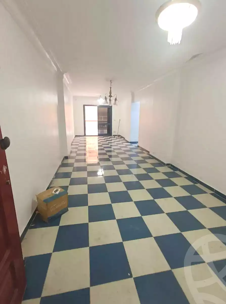 https://aqarmap.com.eg/ar/listing/7075404-for-sale-alexandria-el-asafra-l-sfr-bhry-el-geish-rd