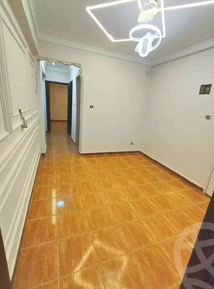 https://aqarmap.com.eg/en/listing/7075420-for-sale-alexandria-lsywf-el-falki