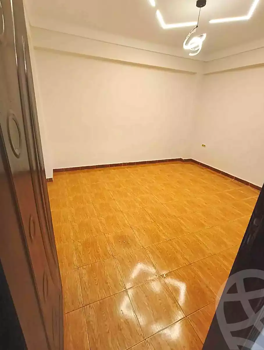 https://aqarmap.com.eg/en/listing/7075420-for-sale-alexandria-lsywf-el-falki