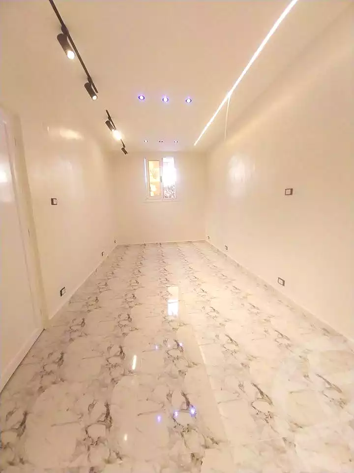 https://aqarmap.com.eg/en/listing/7074379-for-sale-alexandria-al-agamy-shataa-el-nakheel