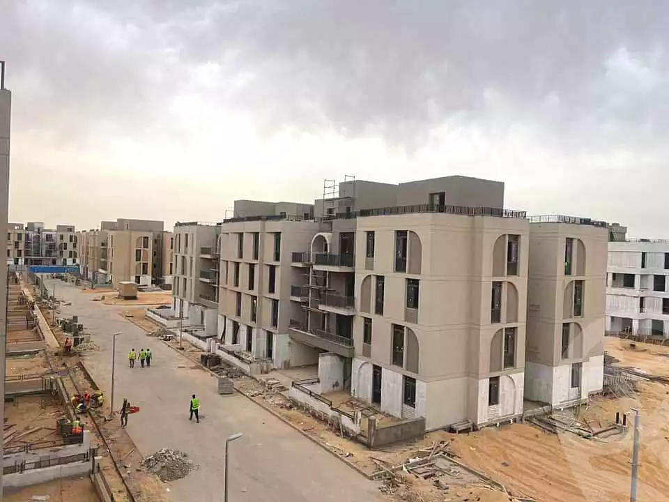 https://aqarmap.com.eg/en/listing/7076011-for-sale-cairo-el-sheikh-zayed-city-compounds-beverly-hills