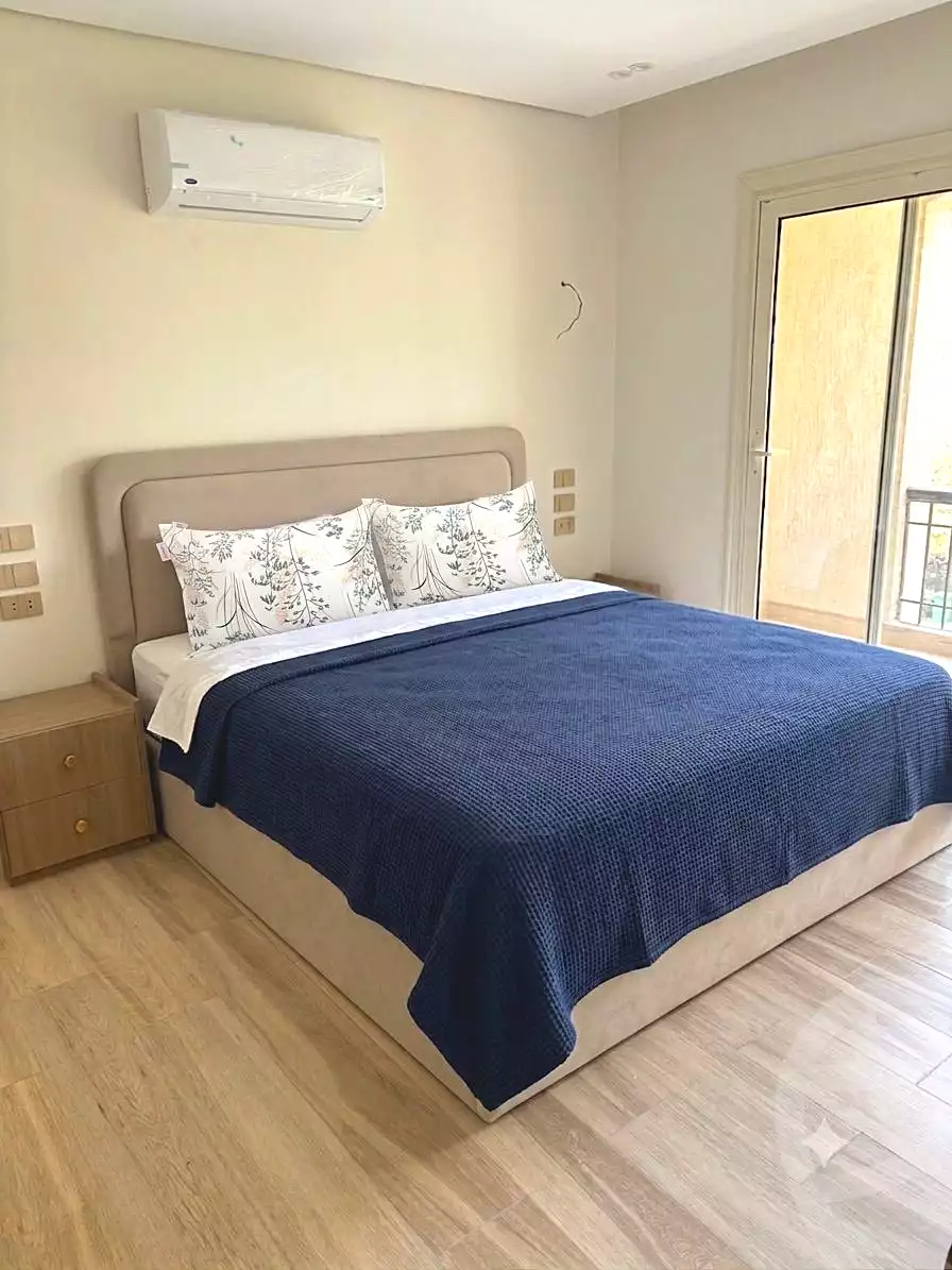 https://aqarmap.com.eg/en/listing/7076032-for-rent-cairo-new-cairo-compounds-stwn-ryzydns-by-ar-y-llttwyr