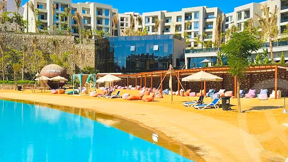 https://aqarmap.com.eg/en/listing/7076029-for-sale-ain-elsokhna-mdyn-ljll-ljdyd-byrmydz-sky-syty