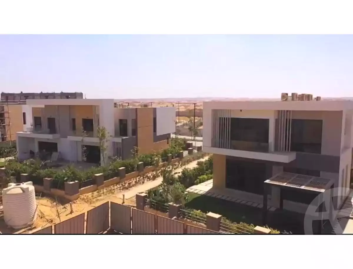 https://aqarmap.com.eg/en/listing/7076095-for-sale-cairo-new-cairo-compounds-zyd-yst