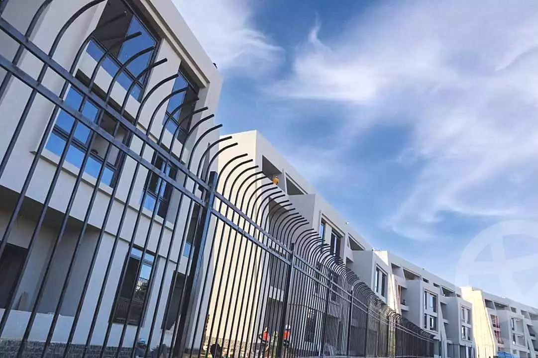 https://aqarmap.com.eg/en/listing/7076139-for-sale-ain-elsokhna-mdyn-ljll-ljdyd-byrmydz-sky-syty