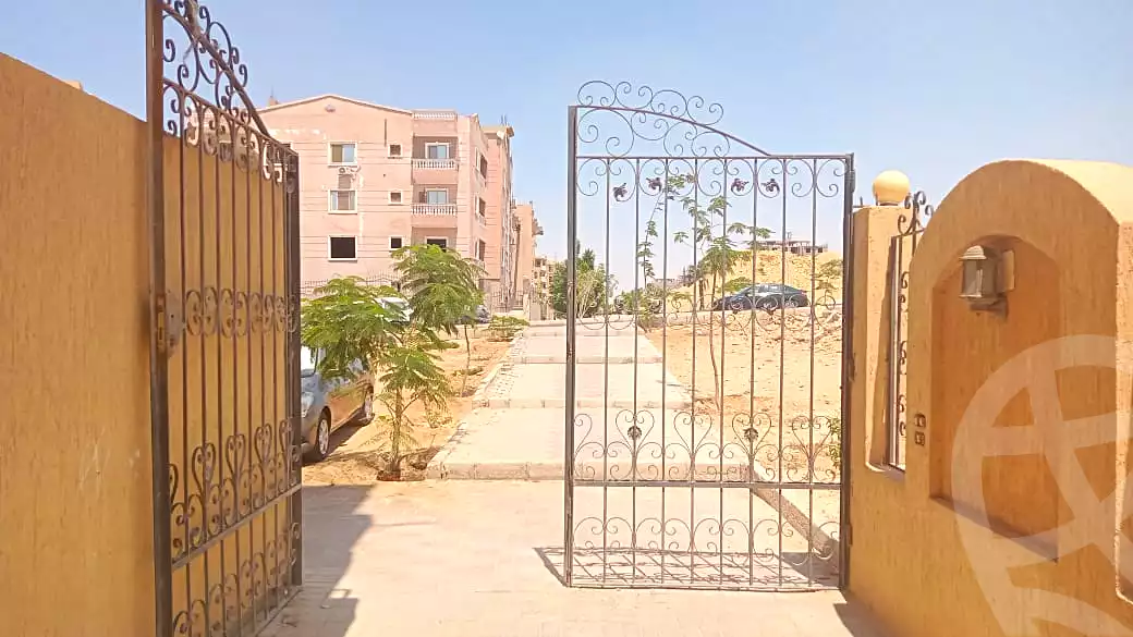 https://aqarmap.com.eg/en/listing/7076165-for-sale-cairo-el-shorouk-lmntq-lthlth-neighbourhood-1