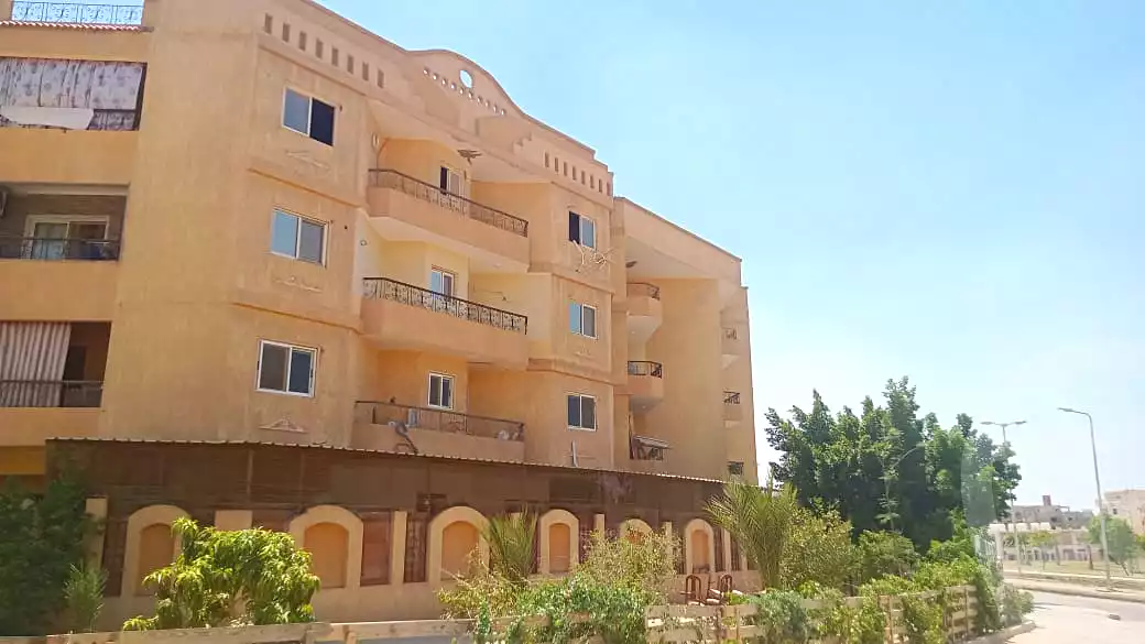 https://aqarmap.com.eg/en/listing/7076165-for-sale-cairo-el-shorouk-lmntq-lthlth-neighbourhood-1