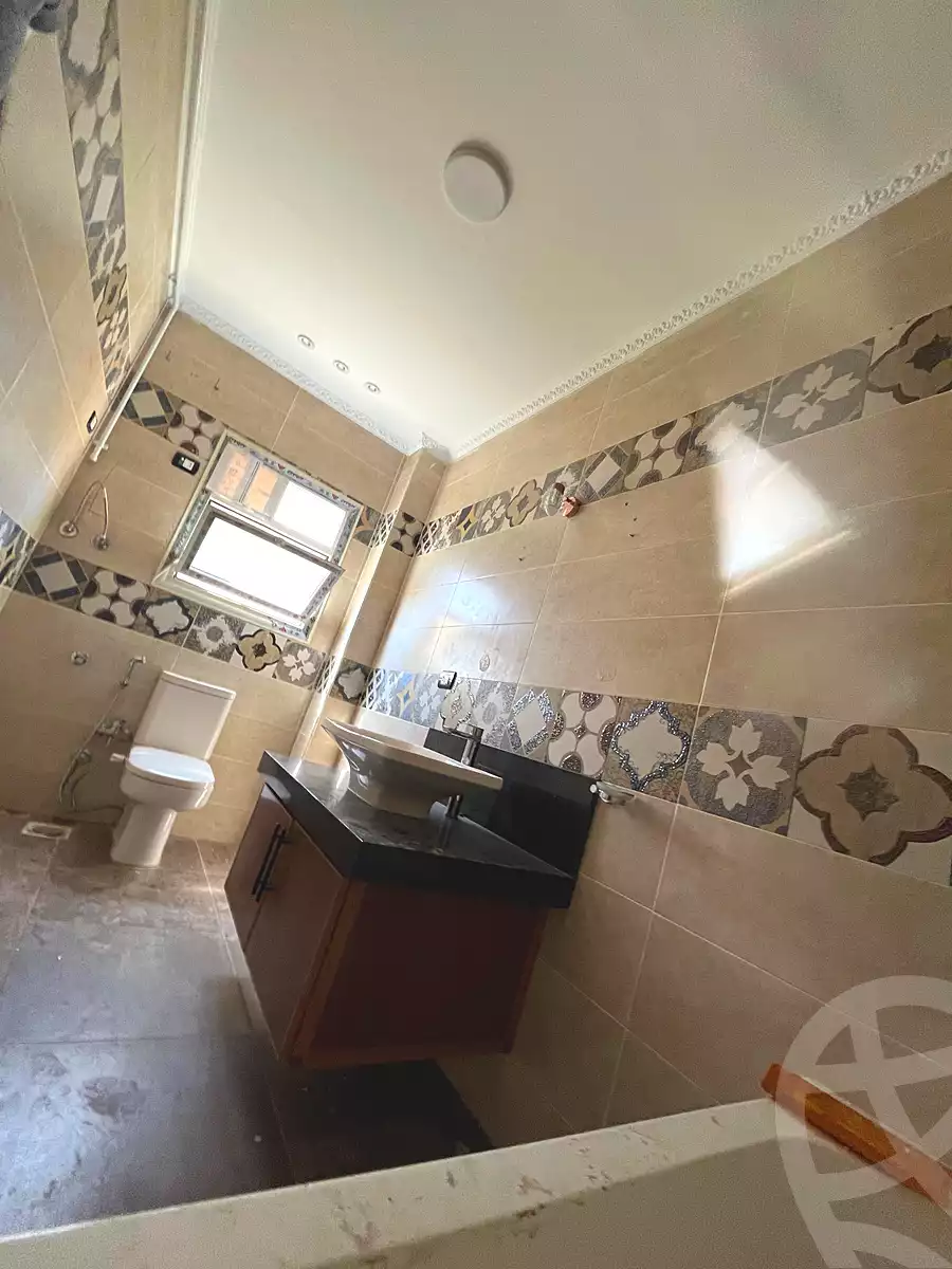 https://aqarmap.com.eg/ar/listing/7074188-for-sale-cairo-al-oubour-el-hay-el-sades-imam-malik-st