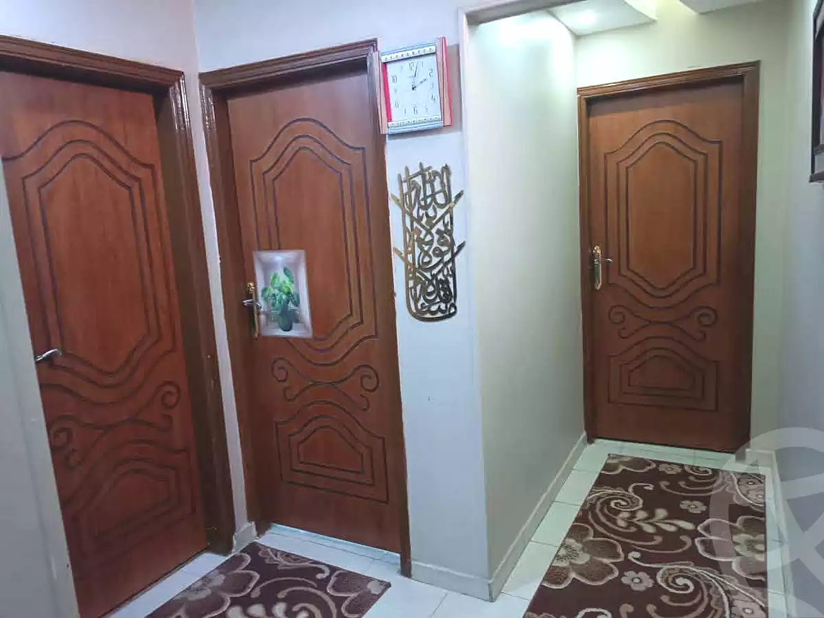https://aqarmap.com.eg/ar/listing/7076573-for-sale-cairo-helwan-helwan-el-sharkeya-zaki-hawas-st