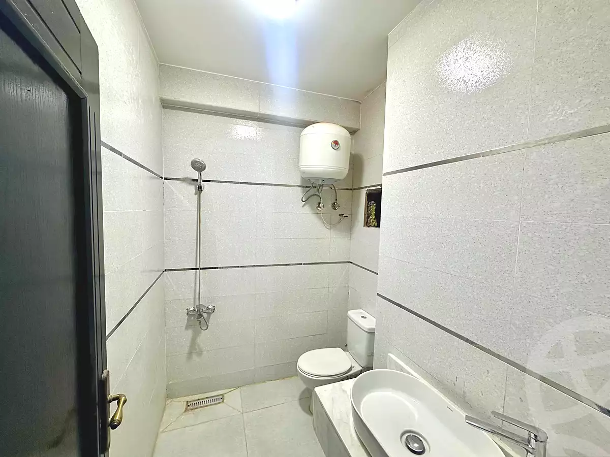 https://aqarmap.com.eg/ar/listing/7076915-for-sale-red-sea-hurghada-city-el-hadba-sheraton-st