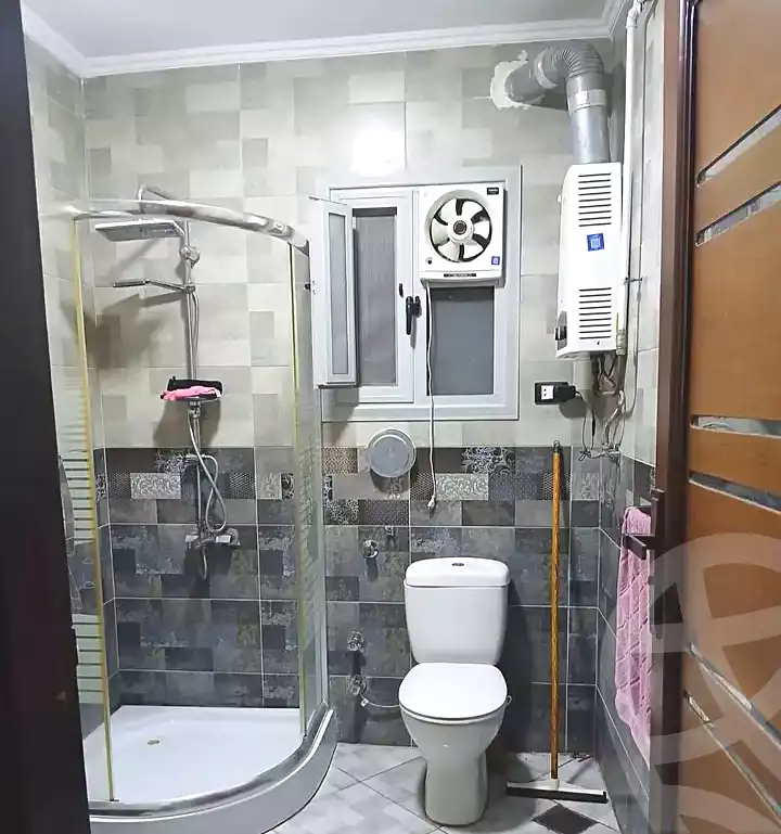 https://aqarmap.com.eg/en/listing/7077320-for-sale-alexandria-al-agamy-lbytsh-mohamed-el-fardi-st