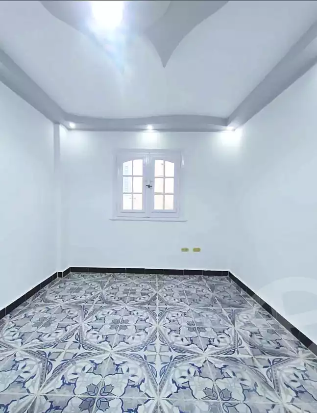 https://aqarmap.com.eg/ar/listing/7078025-for-sale-alexandria-al-agamy-shataa-el-nakheel-no-8-st