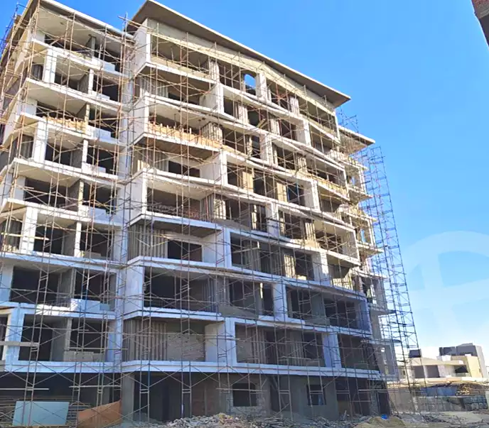 https://aqarmap.com.eg/ar/listing/7078066-for-sale-cairo-new-administrative-capital-r7-midtown-sky