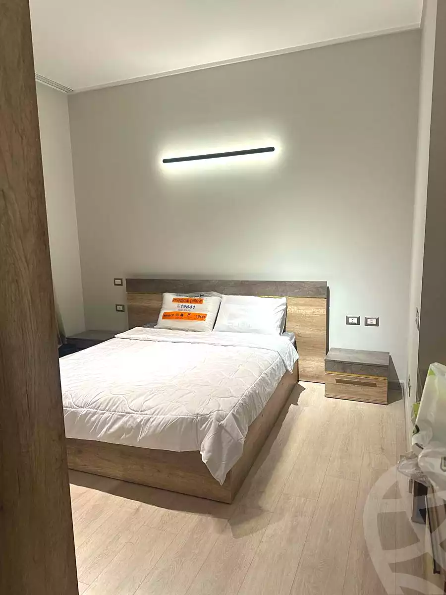 https://aqarmap.com.eg/en/listing/7078103-for-sale-cairo-new-cairo-compounds-kmbwnd-fyldj-jyt-blm-hylz