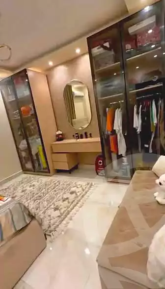 https://aqarmap.com.eg/ar/listing/7078173-for-sale-cairo-helwan-helwan-el-sharkeya-omar-ibn-abd-el-aziz-st