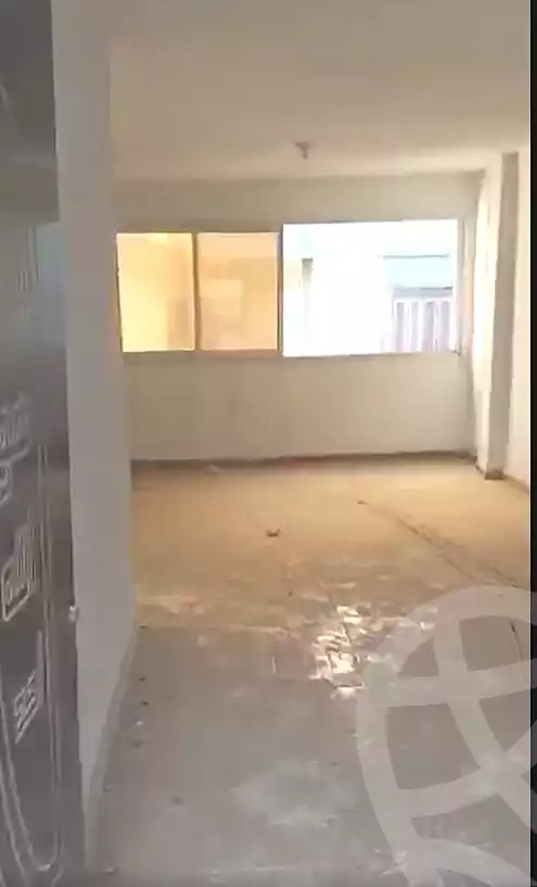 https://aqarmap.com.eg/ar/listing/7078799-for-sale-alexandria-al-agamy-el-hanouvel