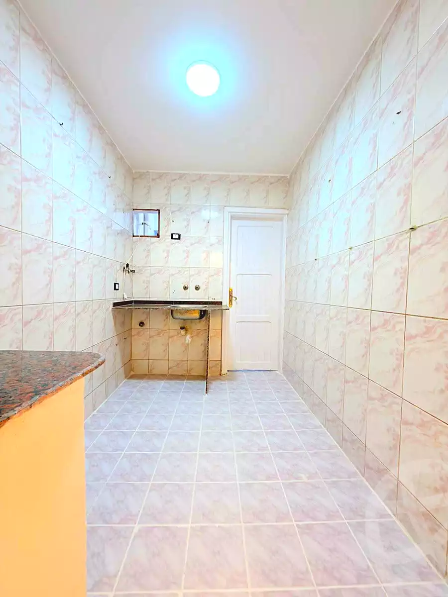 https://aqarmap.com.eg/ar/listing/7078857-for-sale-alexandria-al-agamy-shataa-el-nakheel