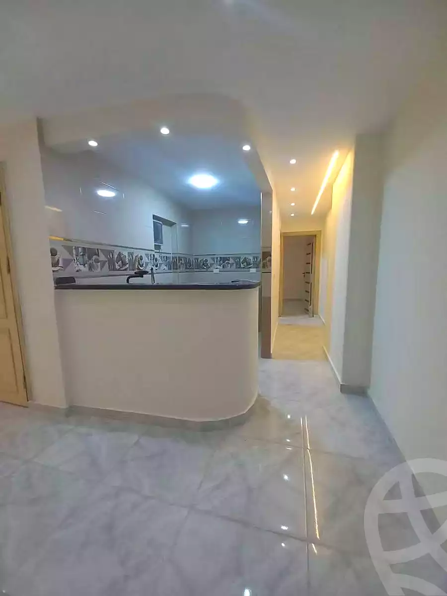 https://aqarmap.com.eg/ar/listing/7079365-for-sale-alexandria-sydy-bshr-sydy-bshr-bhry-shr-mhmd-njyb