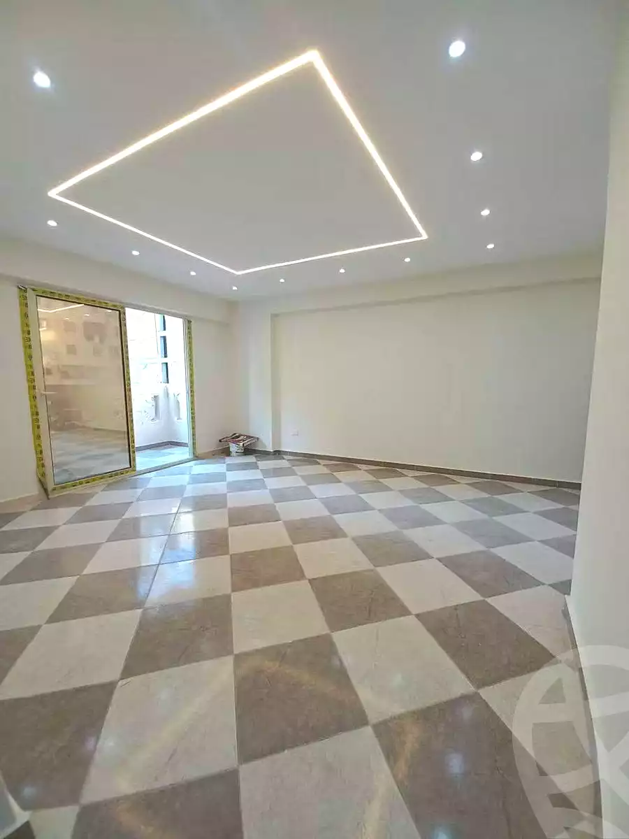 https://aqarmap.com.eg/ar/listing/7079381-for-sale-alexandria-sydy-bshr-sydy-bshr-bhry-shr-mhmd-njyb